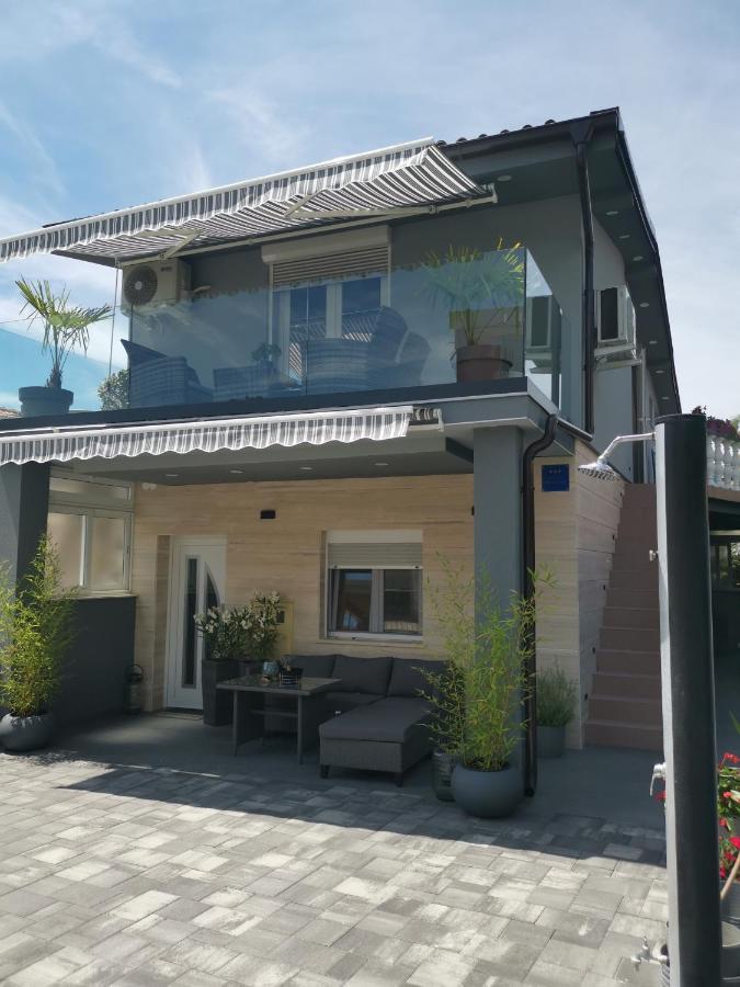 Apartmani Sarm Vir Dış mekan fotoğraf