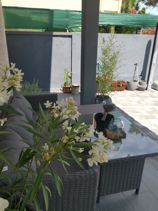 Apartmani Sarm Vir Dış mekan fotoğraf